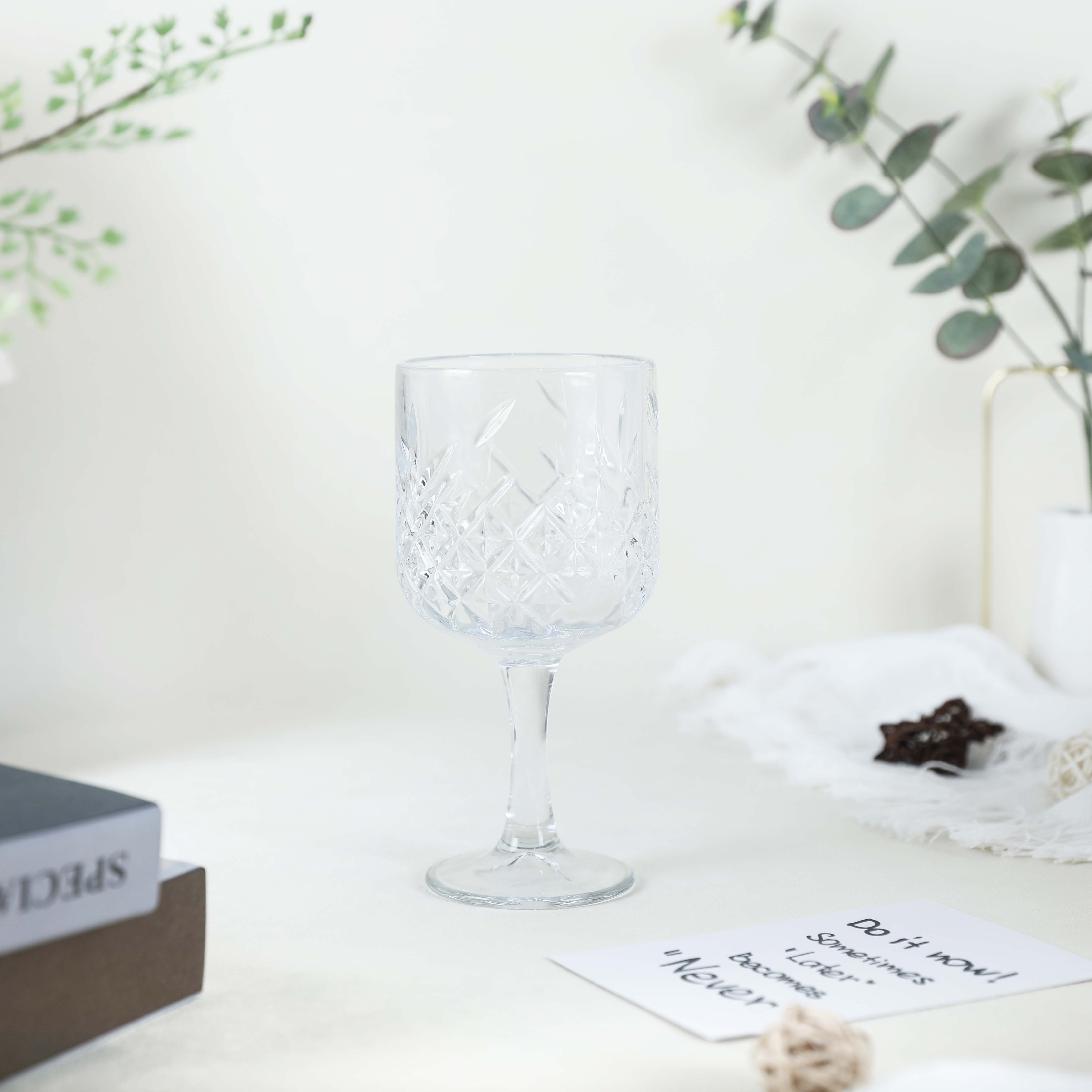 Kristalne čaše za vino