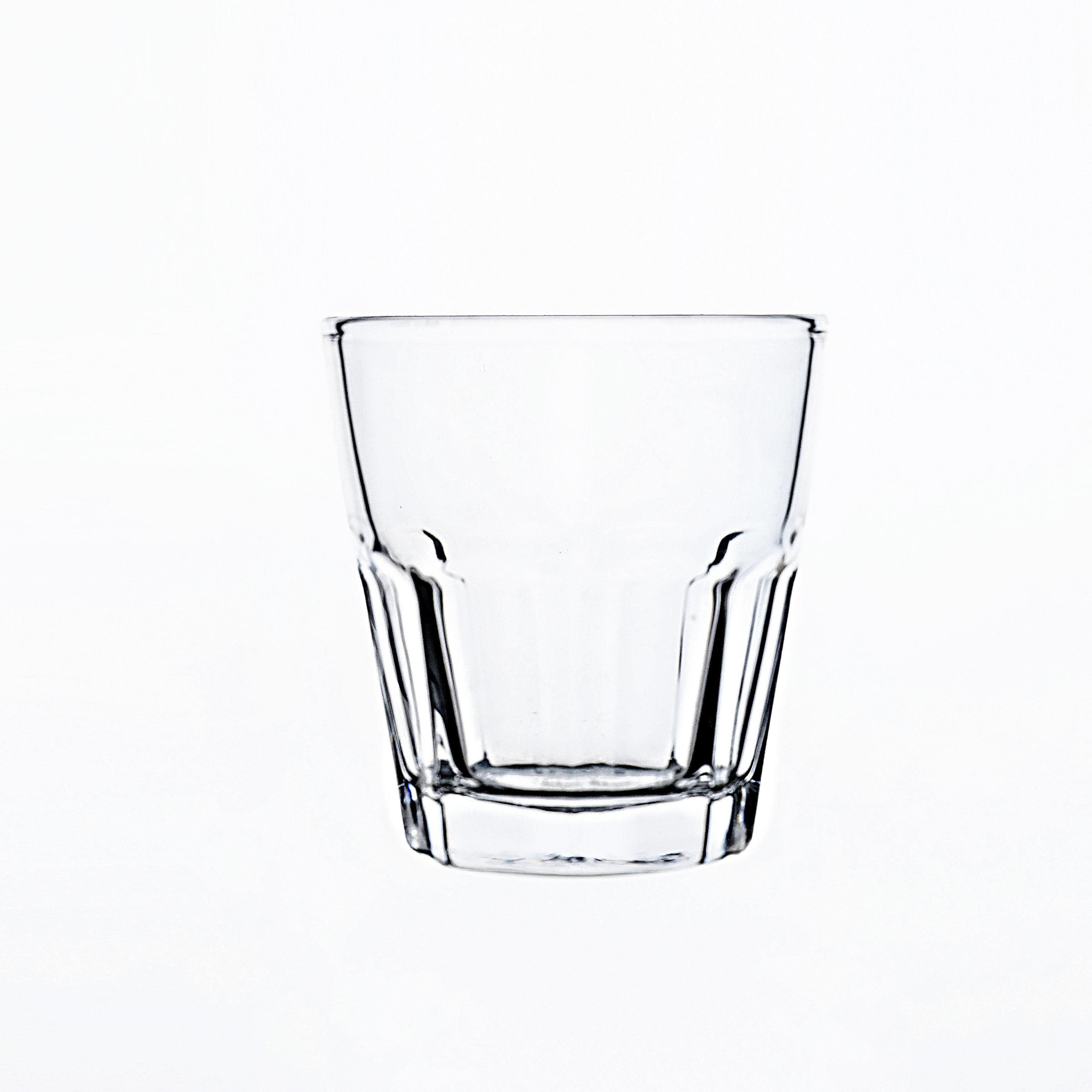 8-OZ Glass Cup Pou WaterJuiceBeerWine01