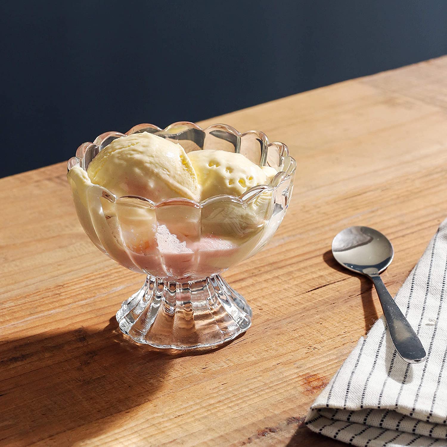 Jauki caurspīdīga stikla deserta bļodas Stikla saldējuma bļoda saldējumam un augļiem05