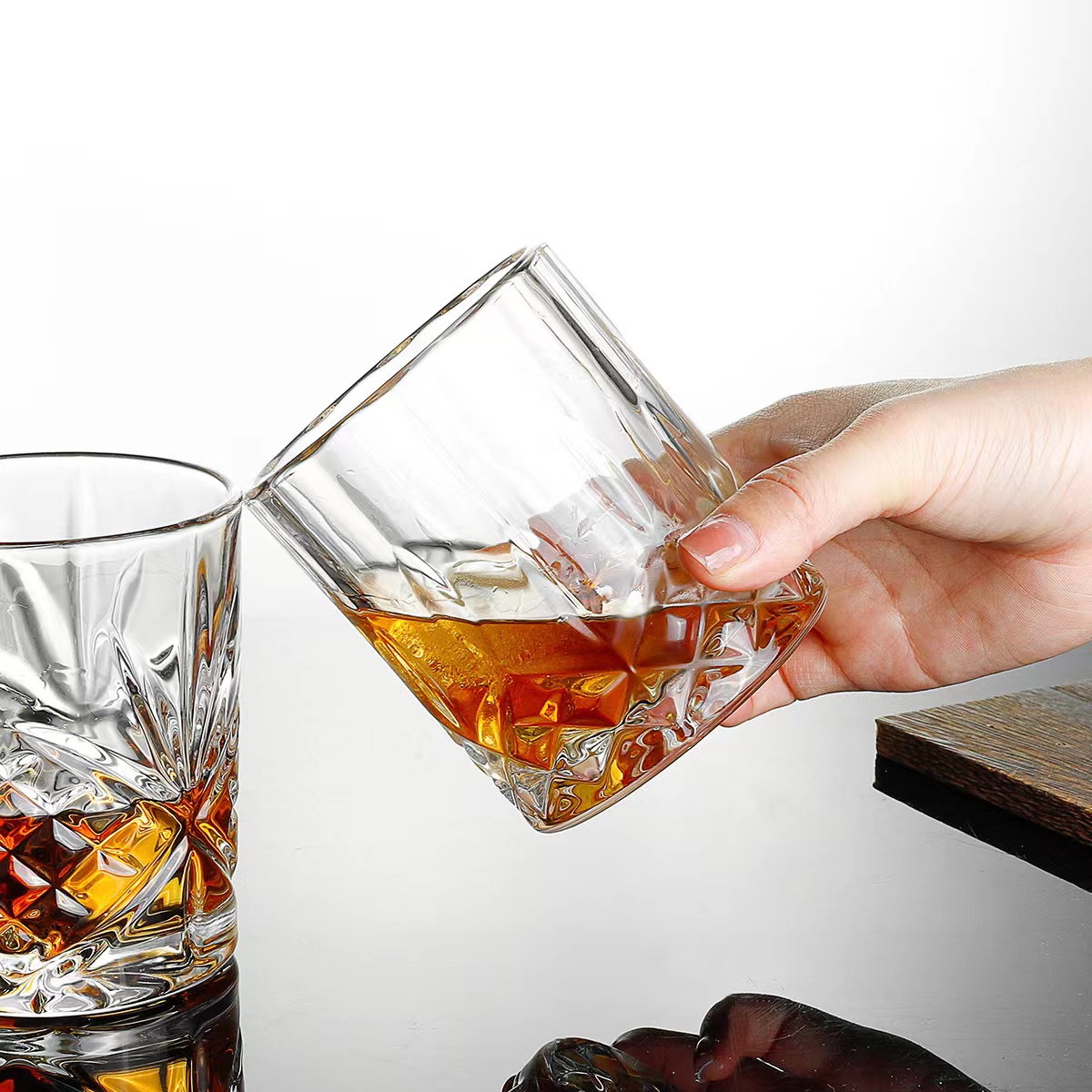 Gammeldags whiskyglass for Scotch, Bourbon, Liquor05 - 副本