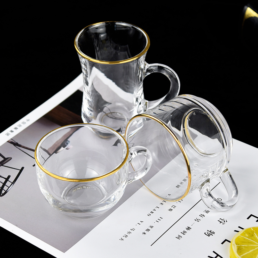 Skleněné šálky na čaj Espresso v tureckém stylu s uchy05